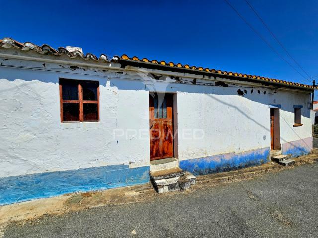 Moradia para reconstruir com terreno