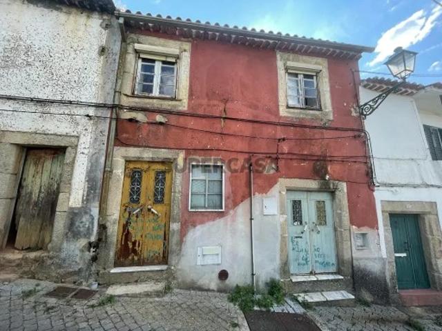 Moradia para reconstruir, Castelo, Castelo Branco