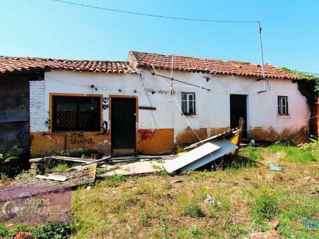 Moradia para reconstruir Barosa Leiria | 26064091691