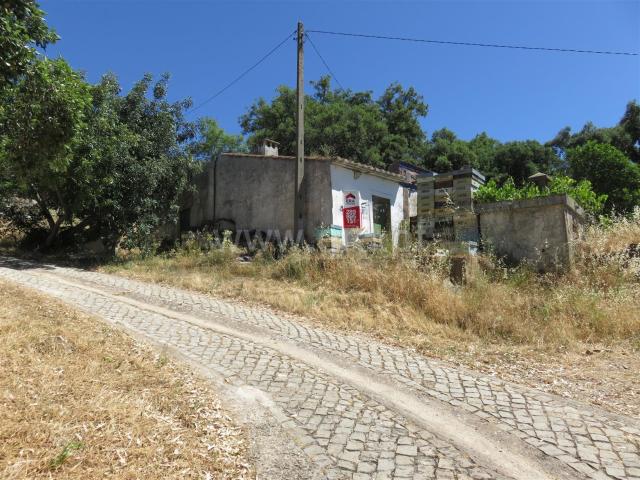 Moradia para recuperação 125m² Santa Catarina Da Fonte Do Bispo