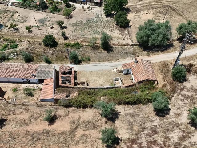 Moradia para Recuperação, com Vista Campestre em Odemira, Beja