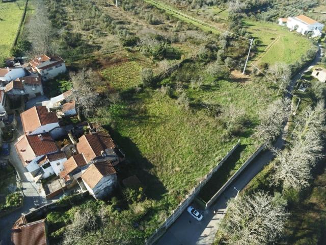 Moradia para Recuperar + Lagar para recuperar | Alcouce | Terreno