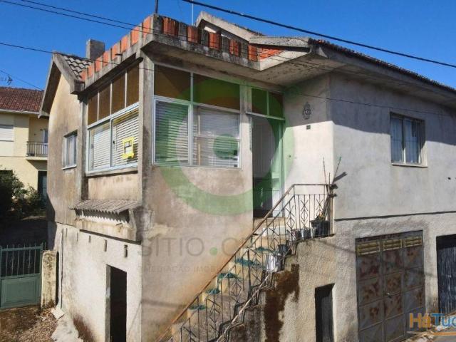 Moradia para renovação situada em Rebordelo | 26083920912