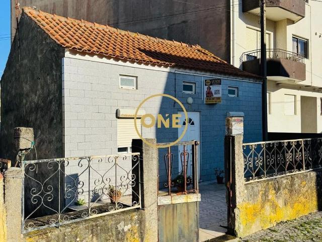 Moradia para restauro em Aver o Mar, Póvoa de Varzim