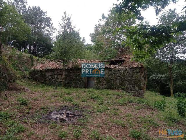 Moradia para Restauro em Gondizalves Terras de Bouro | 26083581902