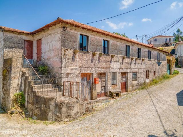 Moradia para restauro em So Martinho de Recezinhos, Penafiel