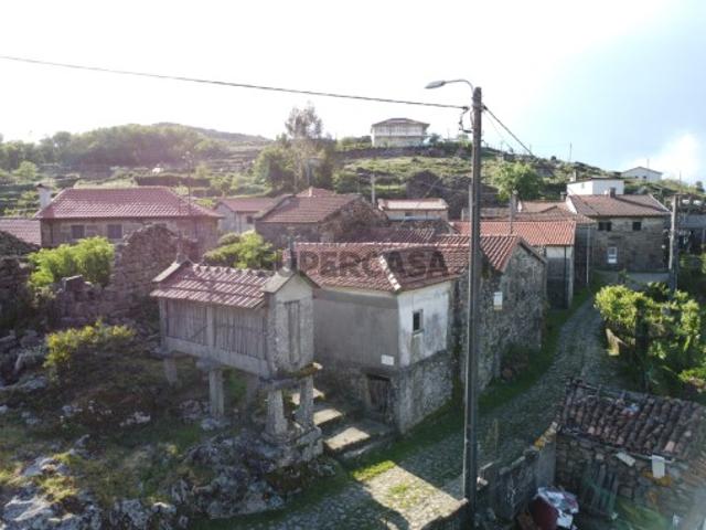Moradia para Restaurar em Vila Chã Ponte da Barca