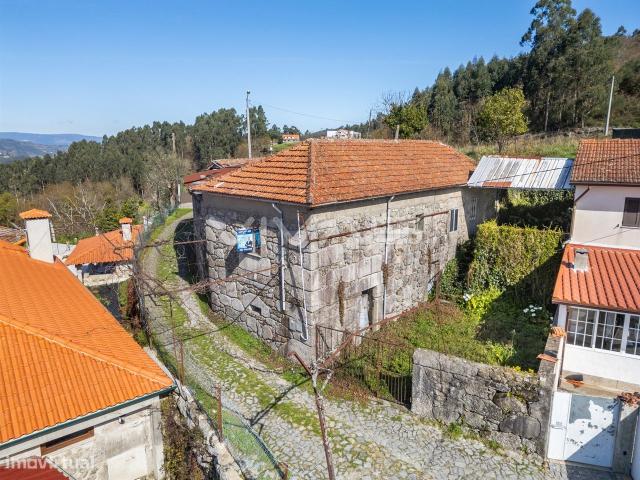 Moradia para Restaurar T2 Venda em Sande, Vilarinho, Barros e Gomide,V