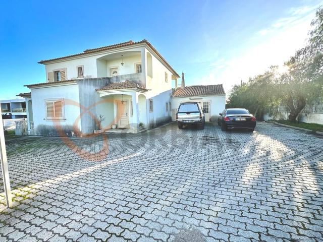 Moradia para venda com 4 quartos, nas Ferreiras, Albufeira 0m² Ferreiras