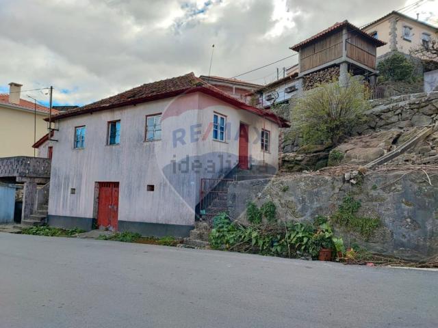 Moradia, Parada do Bouro
