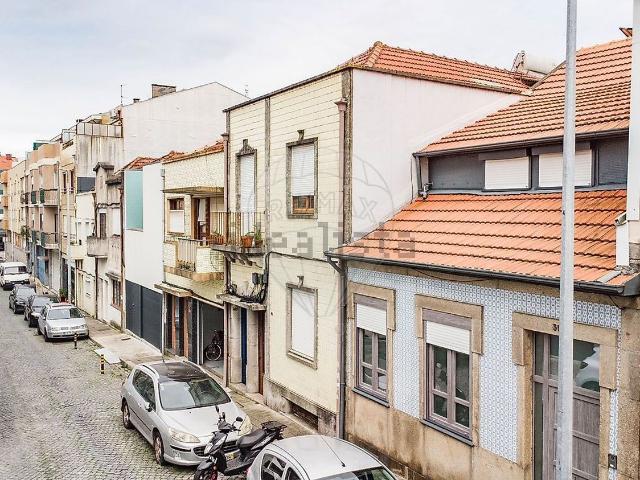 Moradia, Paranhos