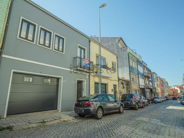 Moradia, Paranhos