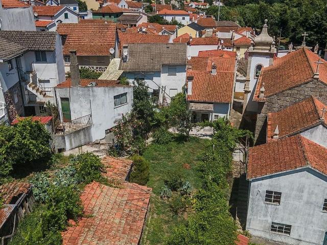 Moradia, Penalva de Alva e São Sebastião da Feira