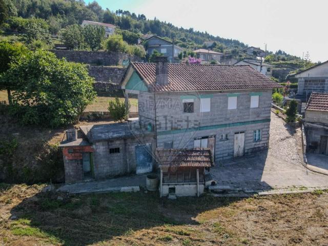 Moradia, Penha Longa e Paços de Gaiolo