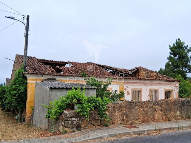 Moradia, Penhascoso