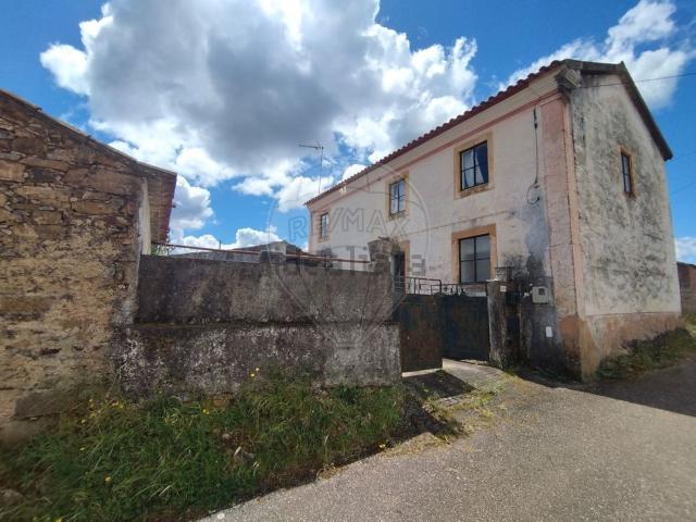 Moradia, Penhascoso