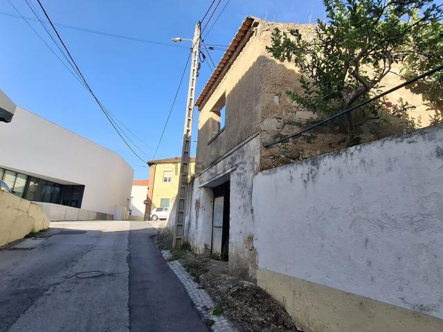 Moradia, Pernes