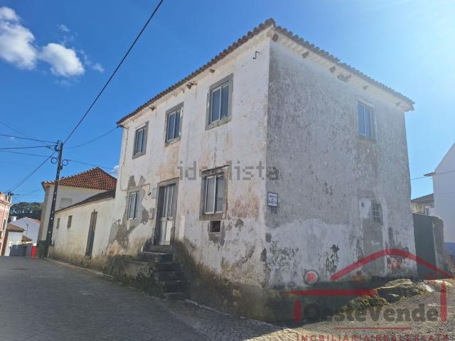 Moradia, Peral