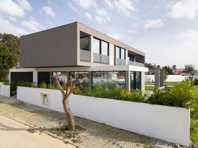 Moradia, Porto Covo