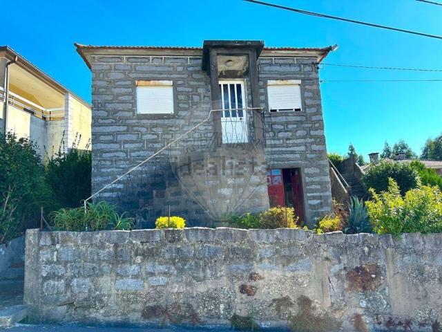 Moradia, Pousada de Saramagos