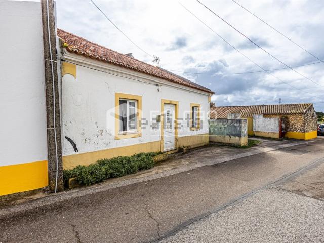 Moradia, Póvoa da Isenta