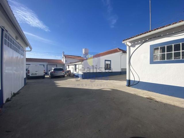 Moradia, Póvoa da Isenta