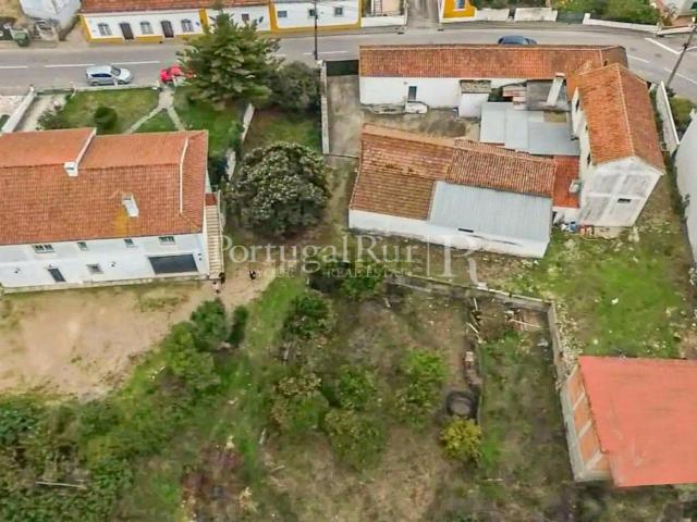 Moradia, Póvoa da Isenta