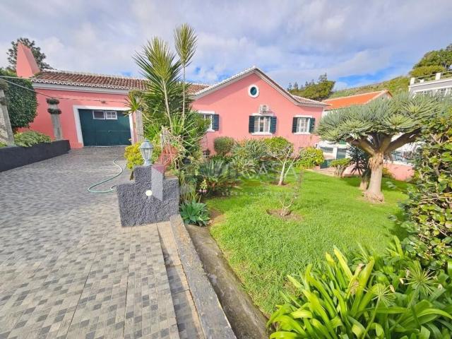 Moradia, Praia da Vitória Santa Cruz