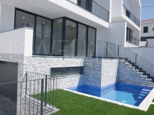 Moradia Premium em Pequeno Condomínio Exclusivo | Amoreira, Cascais