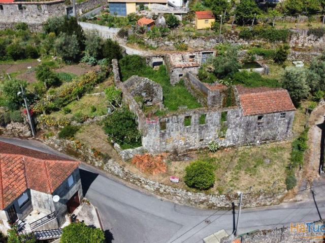 Moradia p/reconstrução ? Vouzela | 26074060030