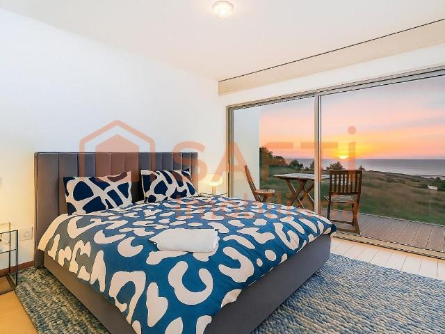 Moradia primeira linha do mar 167m² Nazaré