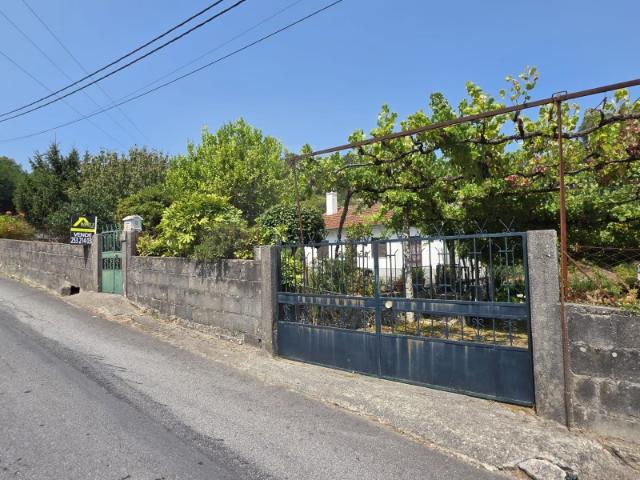 Moradia pronta habitar, em Mozelos