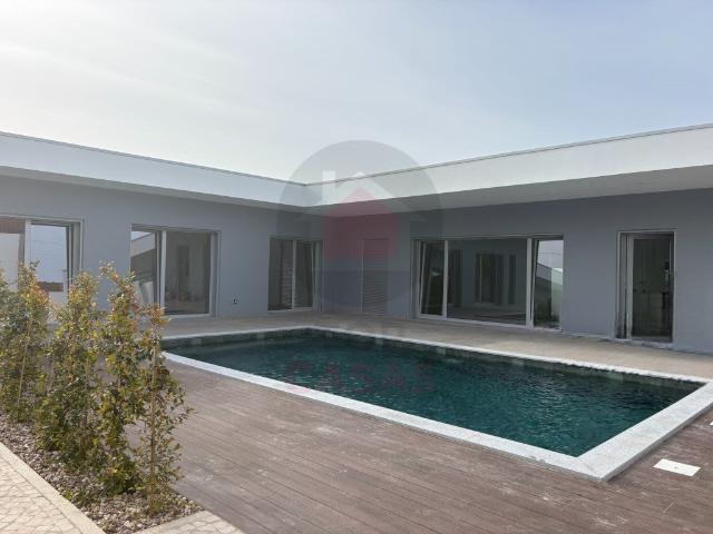 Moradia próxima da Lagoa de Obidos 0m² Nadadouro