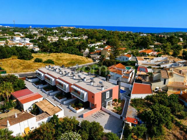 Moradia, Quarteira
