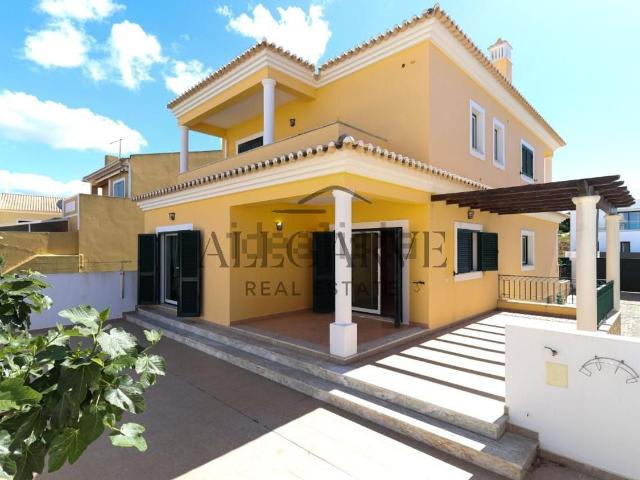 Moradia, Alvor