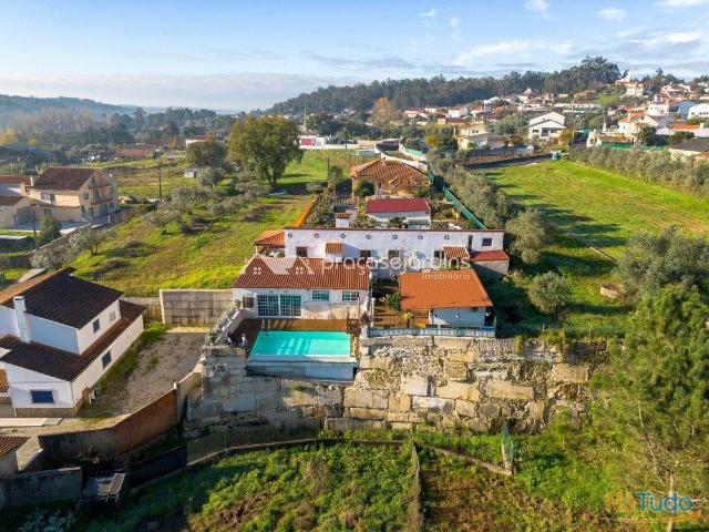 Moradia rustica onde charme e luxo se fundem | 26084063794