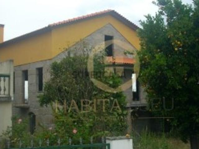 Moradia Rústica T3 Venda em Santar e Moreira,Nelas