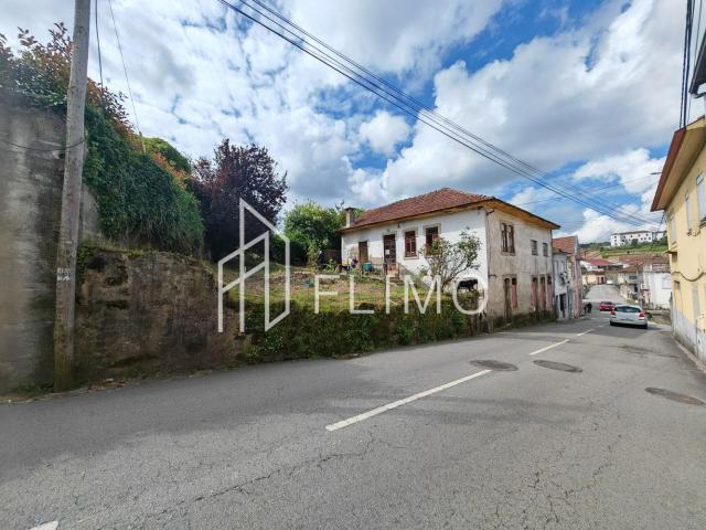 Moradia Rústica T5 para Recuperar em Cucujães 170m² Oliveira de Azeméis, Santiago da Riba Ul, Ul, Macinhata da S