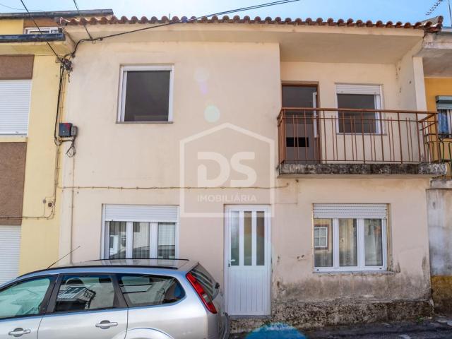 Moradia Rústica T6 Venda em Sé, Santa Maria e Meixedo,Bragan. 129m² Sé, Santa Maria e Meixedo
