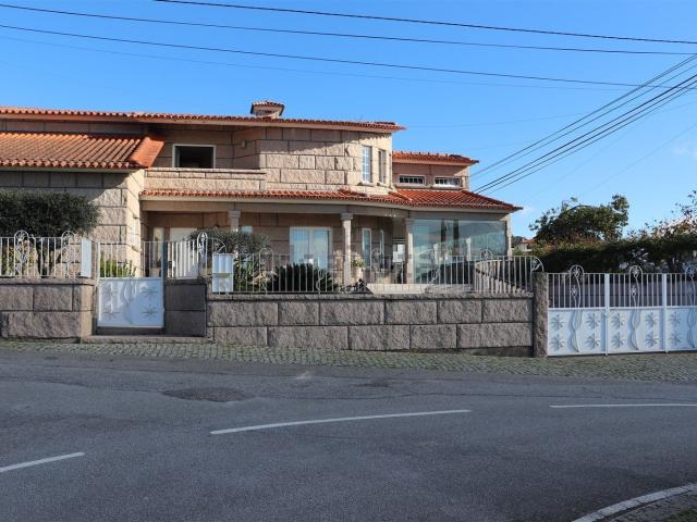 Moradia, Raimonda