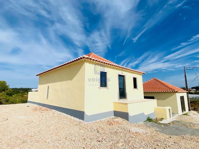 Moradia Recuperada T3 São Bartolomeu dos Galegos 176m² Miragaia e Marteleira