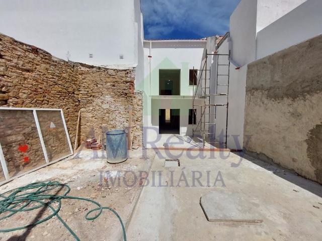 Moradia Renovada | Centro De Peniche 123m² Peniche