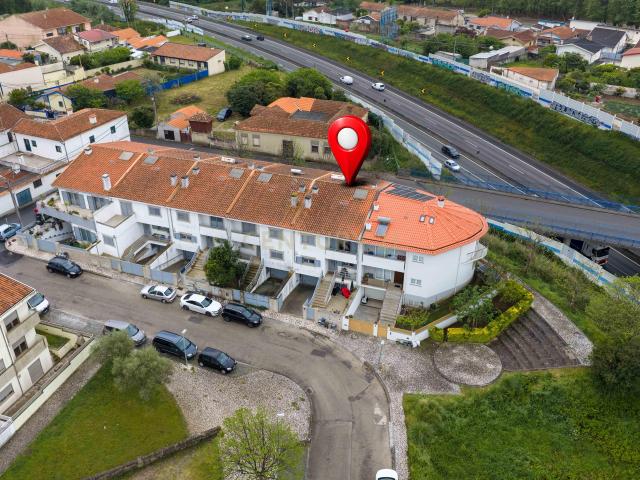 Moradia renovada com 4 quartos em Espinho