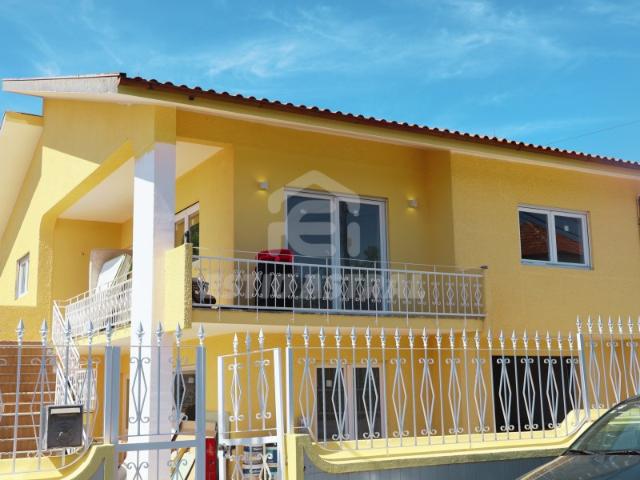 Moradia Renovada em Santa Maria de Lamas