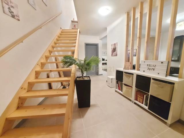 Moradia Renovada T2+1 Fajã de Cima