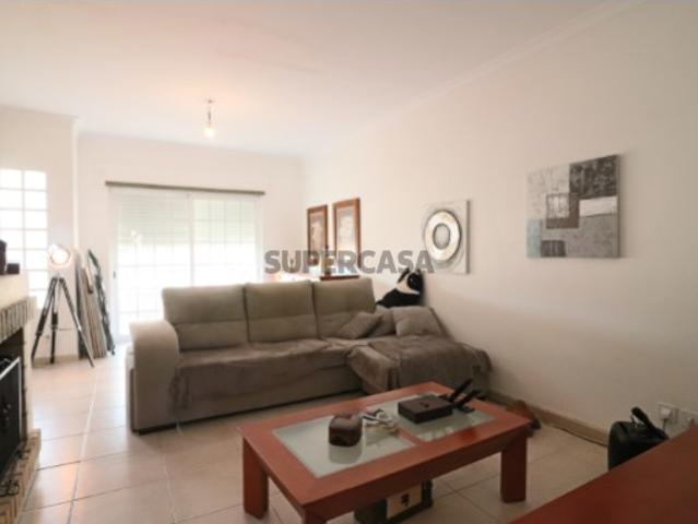 Moradia renovada 2 Quartos Salir