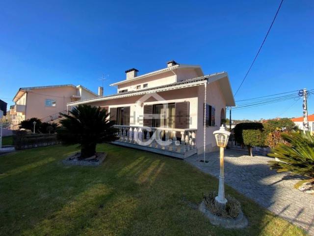 Moradia, Repeses e São Salvador