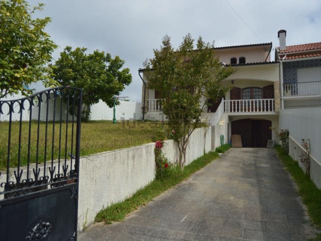 Moradia, Requeixo Nossa Senhora de Fátima Nariz