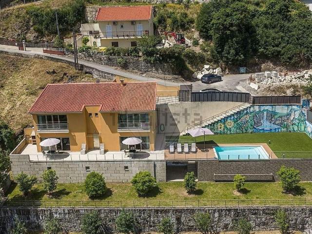 Moradia, Rio Caldo