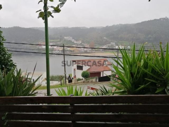 Moradia Junto ao Rio Douro